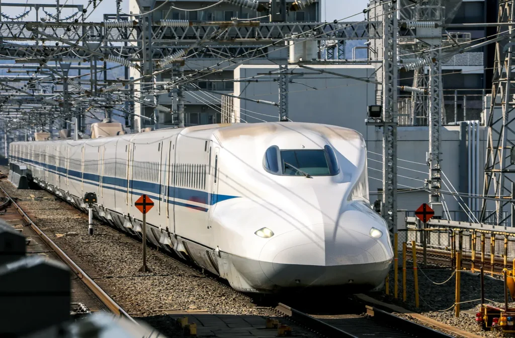 Shinkansen hogesnelheidstrein in Japan met Japan Rail Pass
