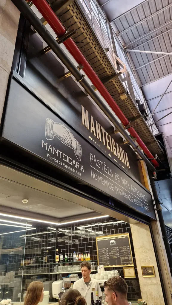 Manteigaria in time-out market voor de beste pastel de nata in lissabon