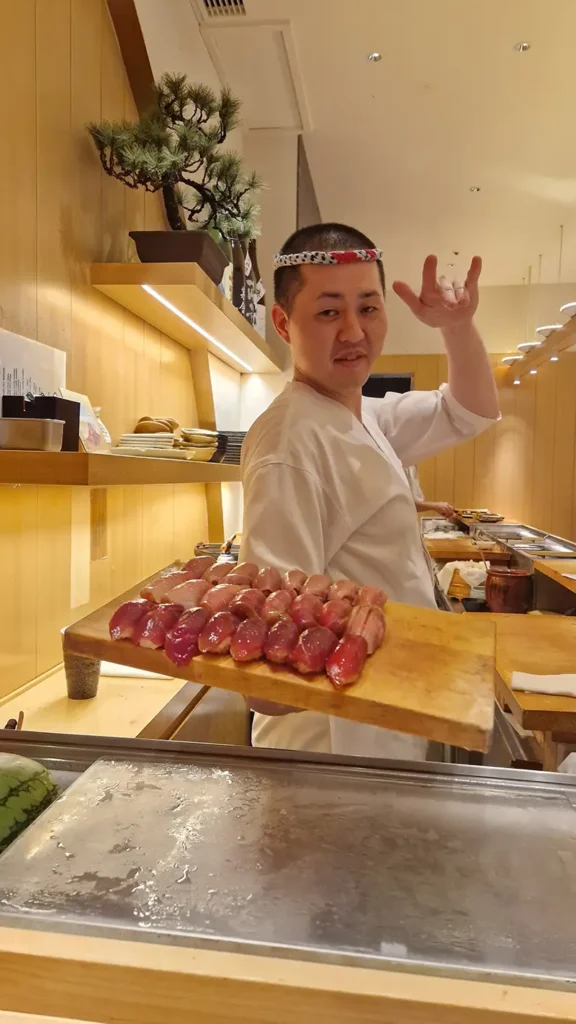 Omakase sushi ervaring in Tokyo als duurdere food experience tijdens onze reis naar Japan