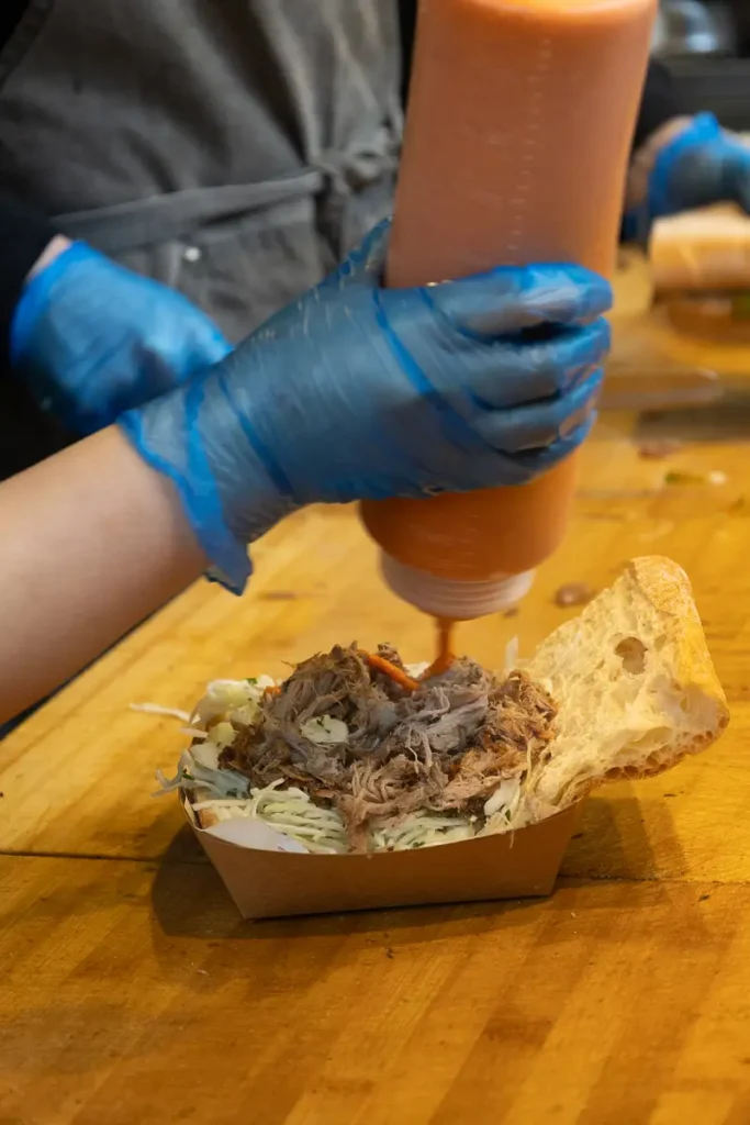 Pulled pork sandwich van Borough Market in Londen
